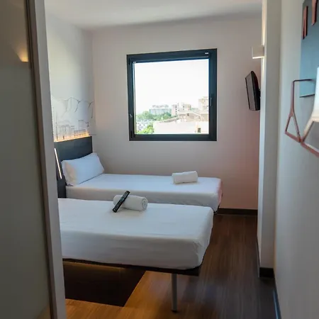 Easyhotel Centre * 马拉加